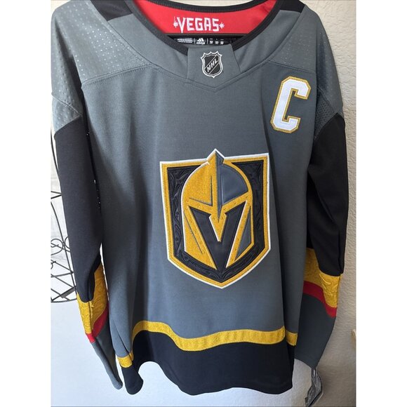 Las Vegas Golden Knights Jersey Size 50 Stone 61 Hockey Men’s- NWT - Picture 1 of 4